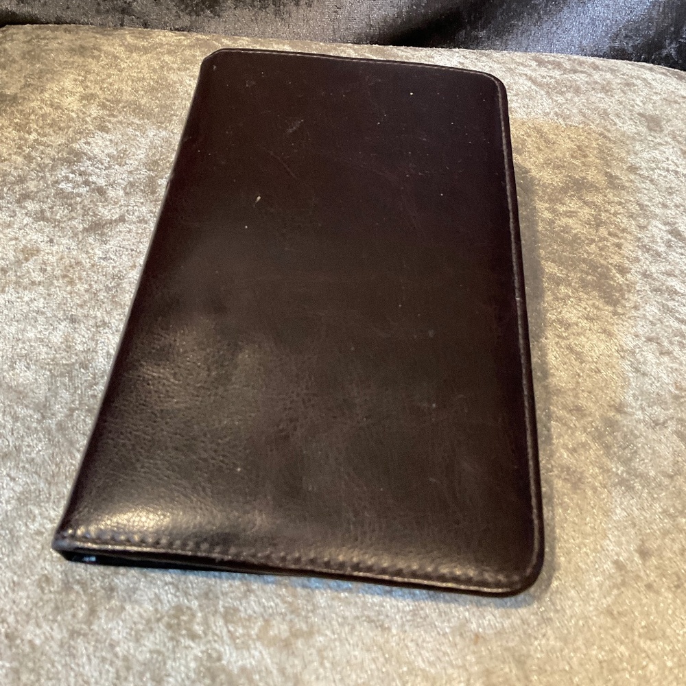 Avenues America Brown Leather Business Card Holder and Organizer